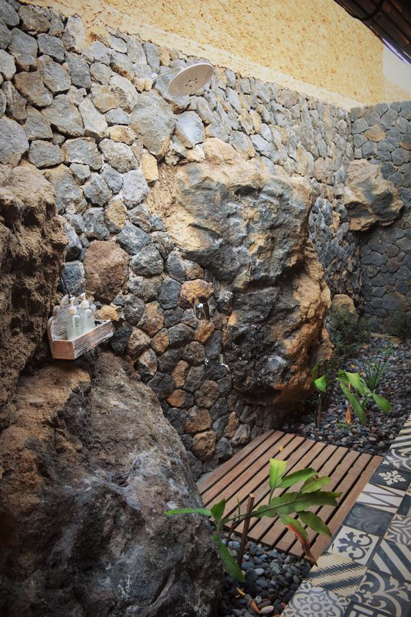Balila Beach Resort Amed  Exterior photo
